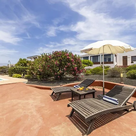 Maretas - Rural Con Piscina * Las Breñas